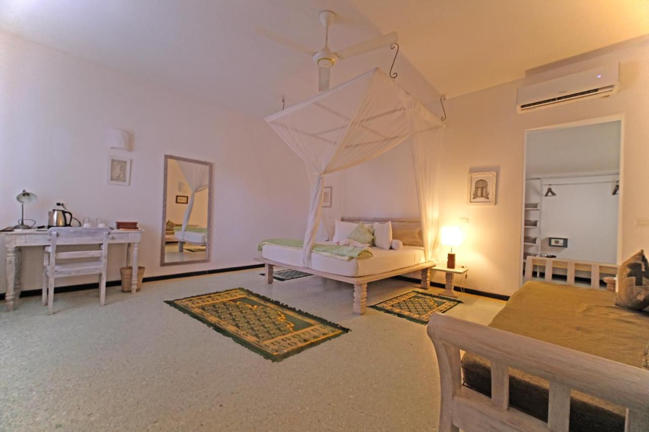 Pongwe Bay Resort Экстерьер фото