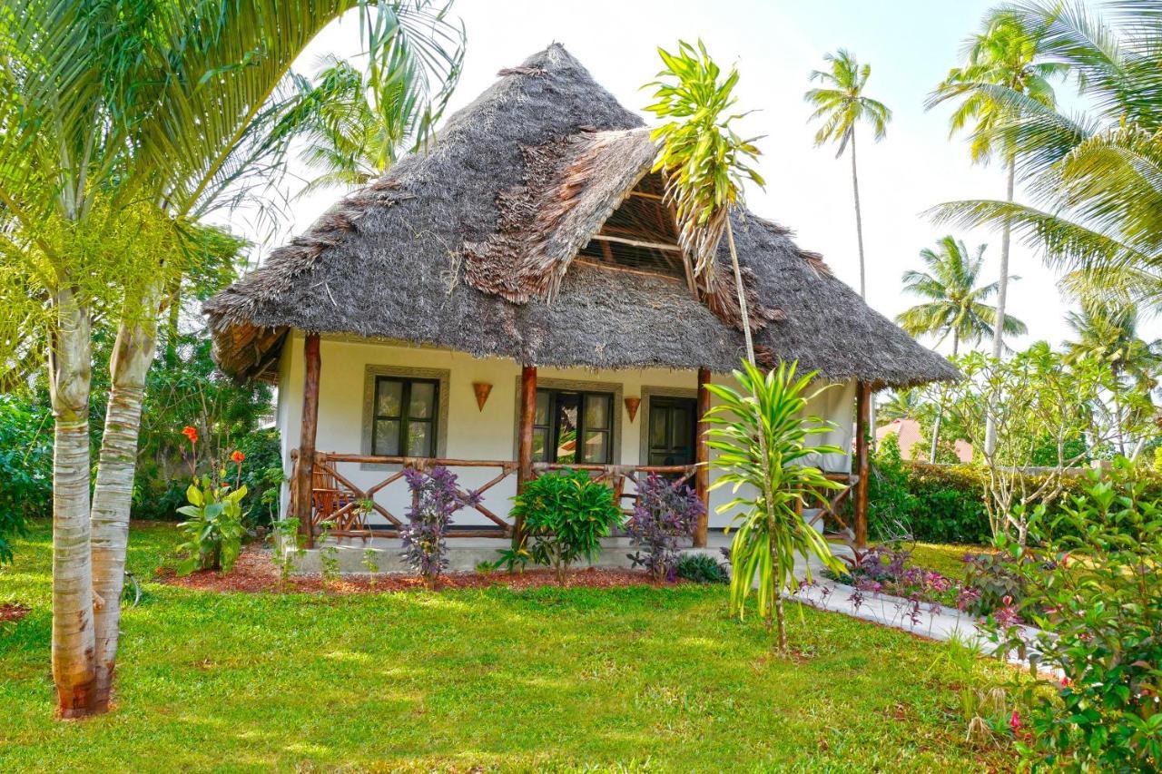 Pongwe Bay Resort Экстерьер фото