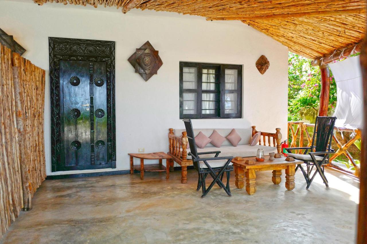 Pongwe Bay Resort Экстерьер фото