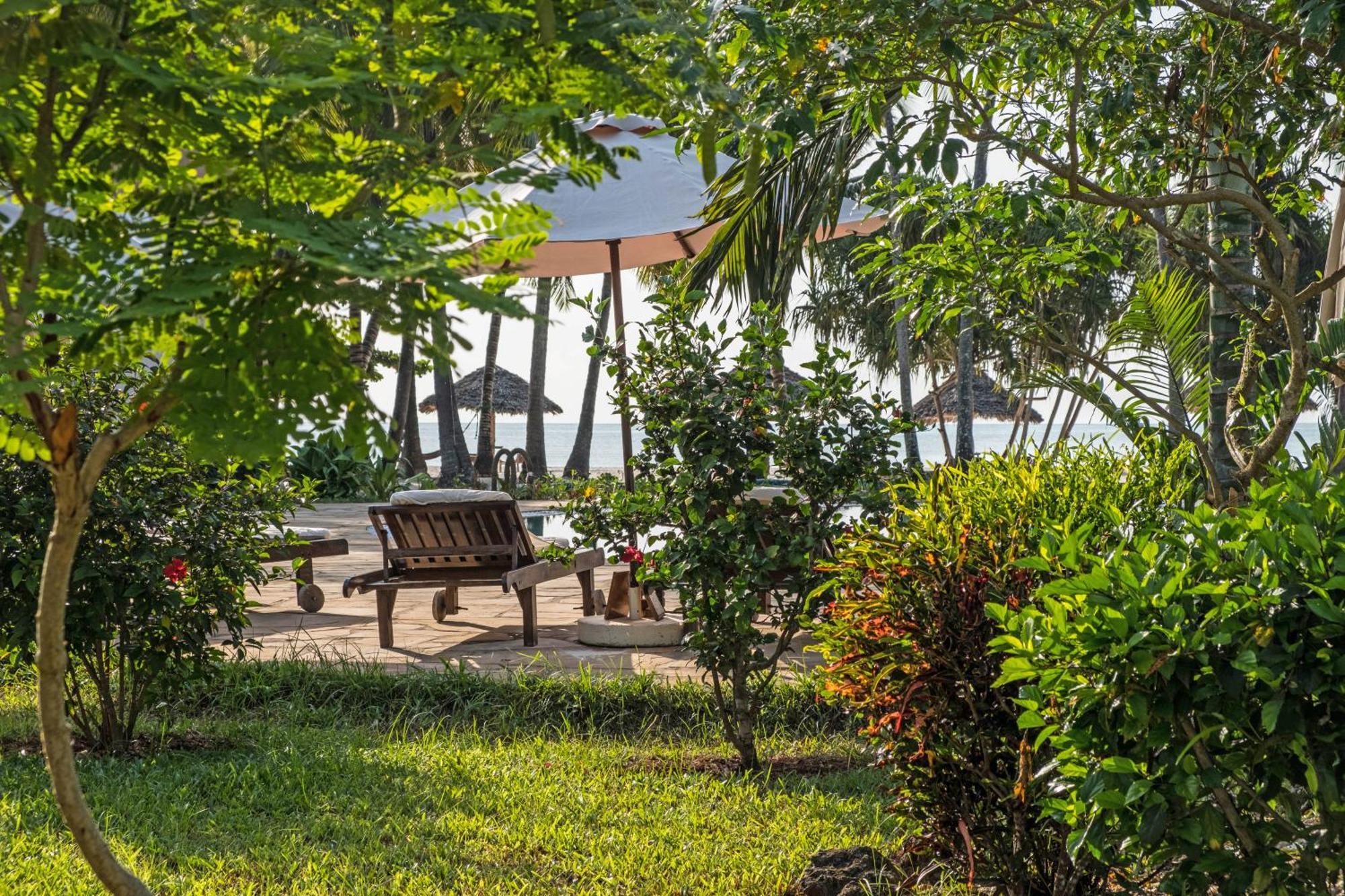 Pongwe Bay Resort Экстерьер фото